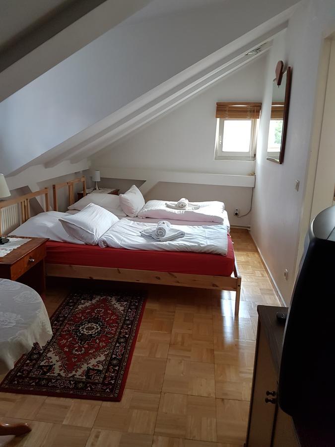 Pension Hubertus Berlin Dış mekan fotoğraf